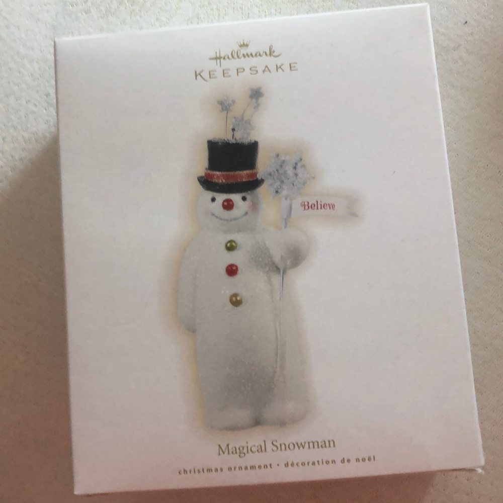EUC Hallmark keepsake ornament - Magical Snowman